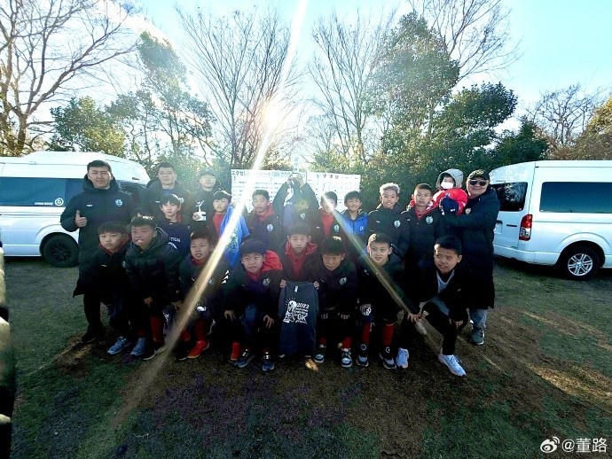  8戰(zhàn)全勝奪日本杯賽冠軍！中國足球小將發(fā)布感謝信