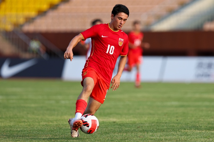  足球報(bào)：U17國足集結(jié)開訓(xùn)，將與07年齡段精英隊(duì)進(jìn)行兩場熱身賽