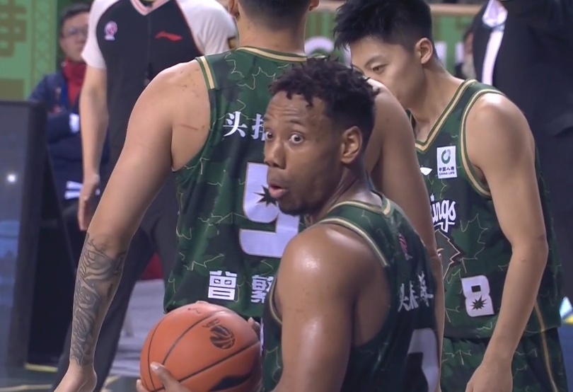  外線很準(zhǔn)！祝銘震6記三分拿下22分6籃板