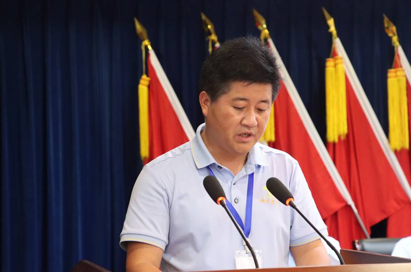 公司召開三屆一次職工代表會(huì)、三屆工會(huì)會(huì)員代表會(huì)